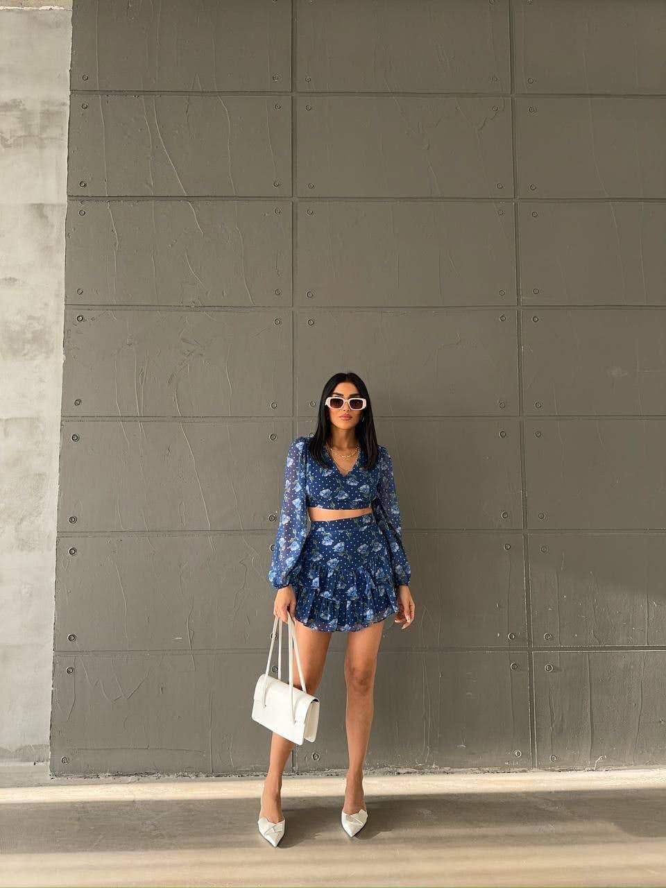 Ensemble fleuri bleu