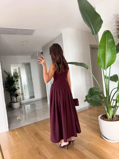 Robe Longue Rouge Bordeaux Asymétrique